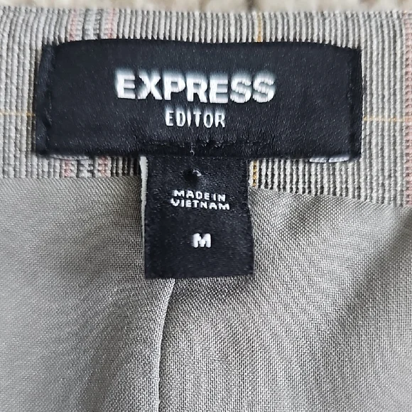 Express sz M gray plaid button-up vest - Picture 5 of 13